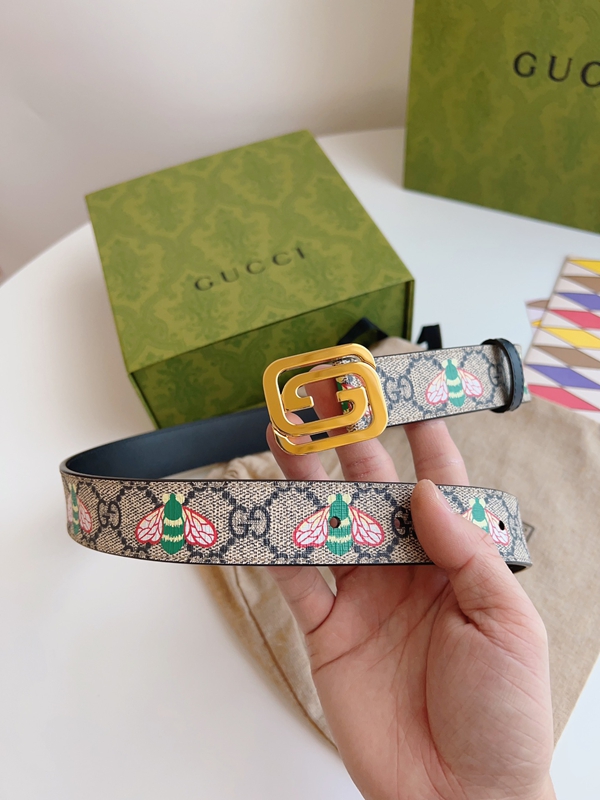 スーパーコピーグッチベルト着用イメージ